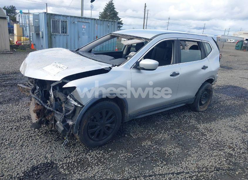 Photo 2 of 2017 Nissan Rogue S (VIN KNMAT2MV1HP515380)