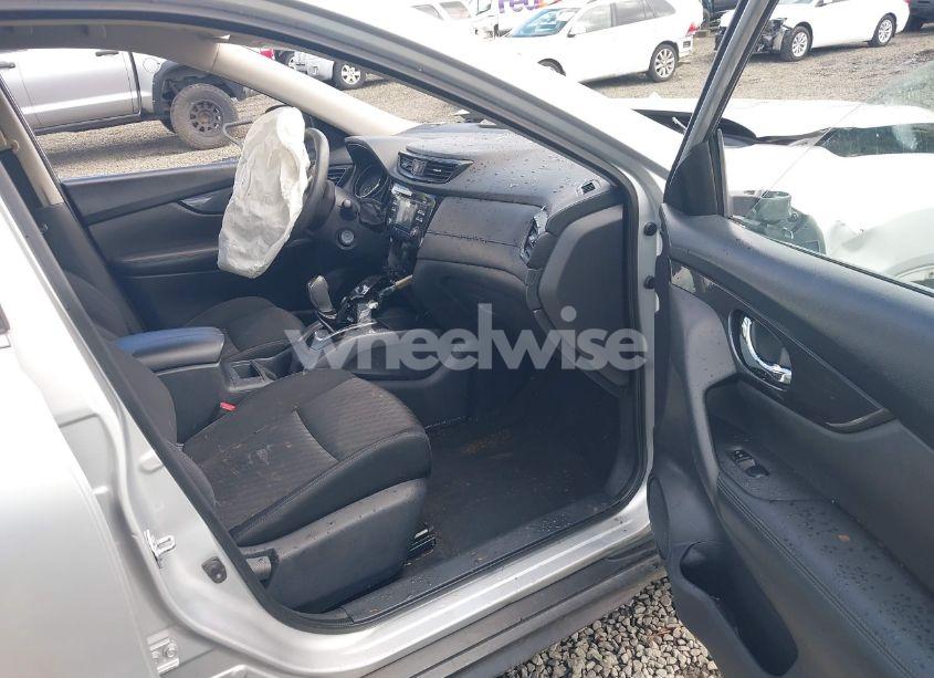 Photo 5 of 2017 Nissan Rogue S (VIN KNMAT2MV1HP515380)