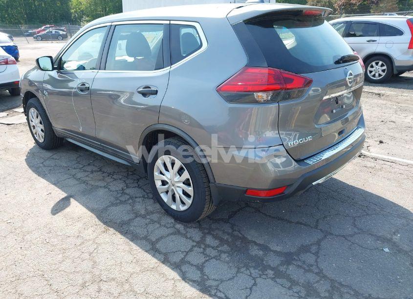 Photo 3 of 2017 Nissan Rogue S (VIN KNMAT2MV1HP527951)