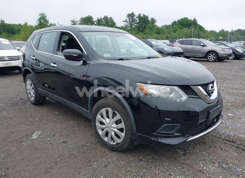 2015 Nissan Rogue S (VIN KNMAT2MV2FP531391) main photo