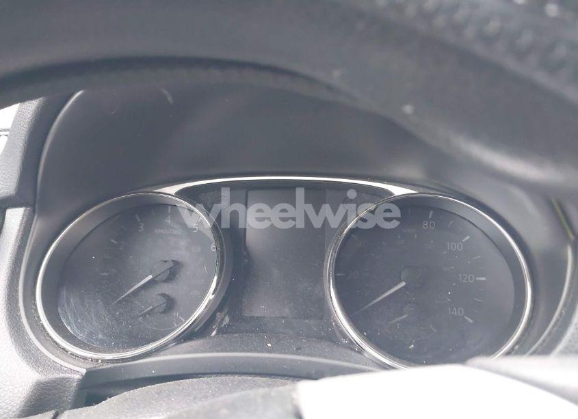 Photo 7 of 2015 Nissan Rogue S (VIN KNMAT2MV2FP531391)