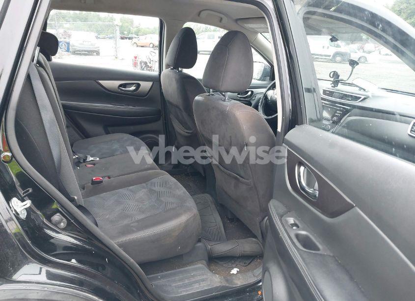 Photo 8 of 2015 Nissan Rogue S (VIN KNMAT2MV2FP531391)