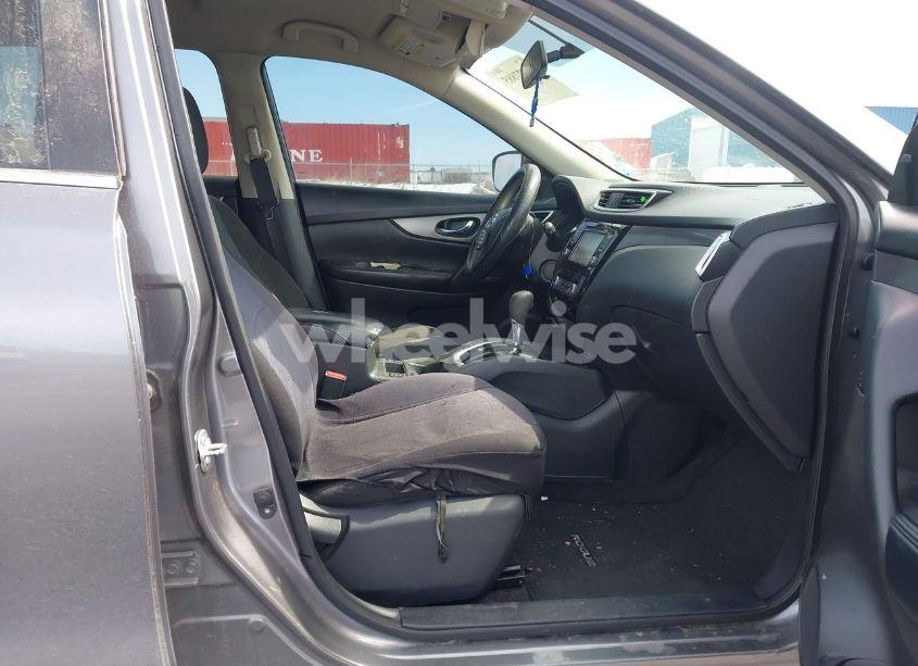 Photo 5 of 2016 Nissan Rogue SV (VIN KNMAT2MV2GP608665)