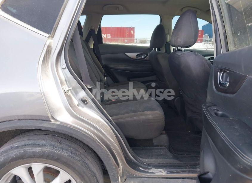 Photo 8 of 2016 Nissan Rogue SV (VIN KNMAT2MV2GP608665)