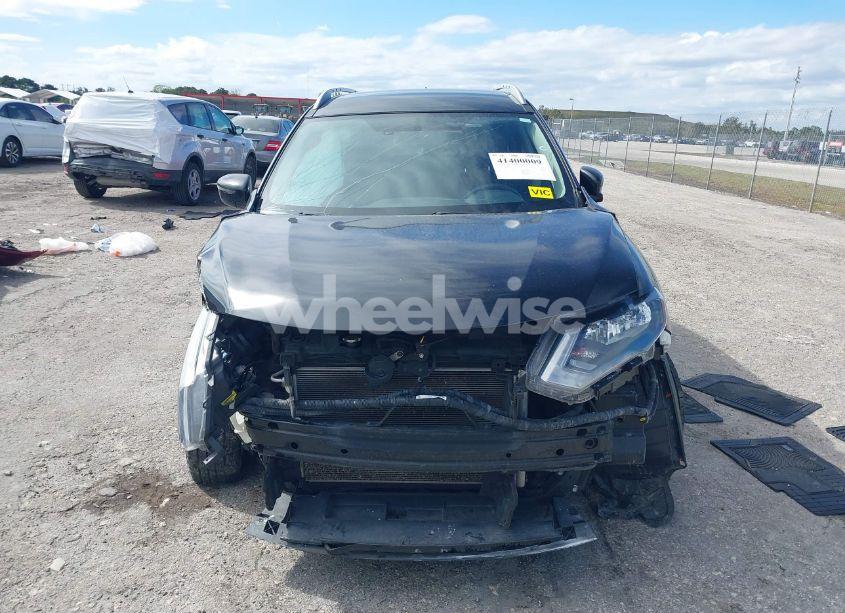 Photo 12 of 2017 Nissan Rogue SV (VIN KNMAT2MV2HP534892)