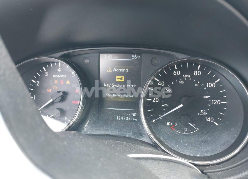 Photo 7 of 2017 Nissan Rogue SV (VIN KNMAT2MV2HP534892)