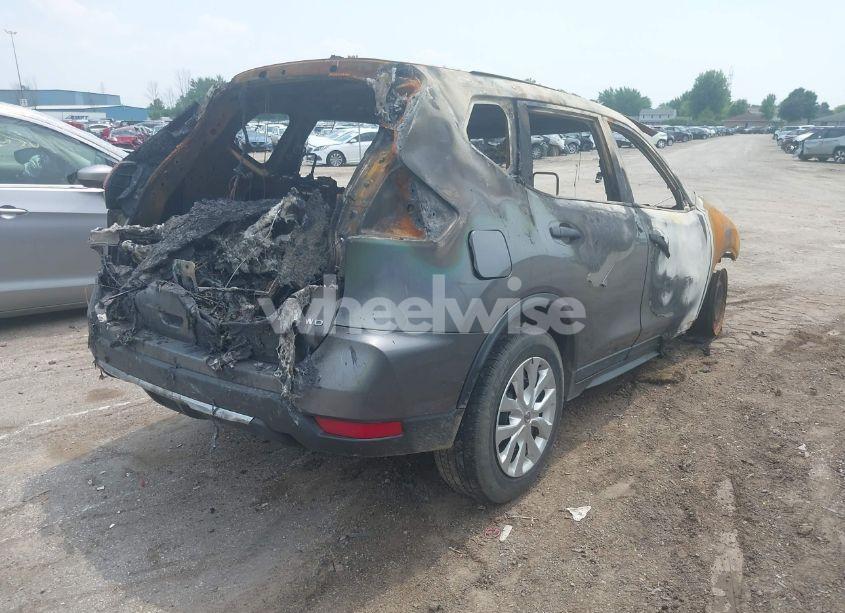 Photo 4 of 2017 Nissan Rogue S (VIN KNMAT2MV2HP535282)