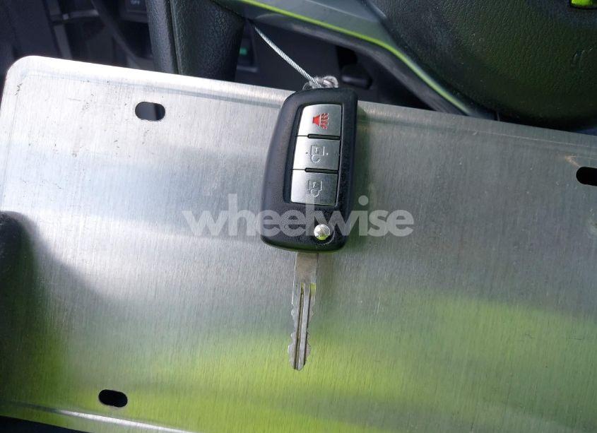 Photo 11 of 2017 Nissan Rogue S (VIN KNMAT2MV2HP538019)