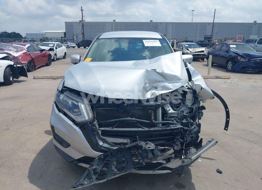 Photo 13 of 2017 Nissan Rogue S (VIN KNMAT2MV2HP538019)