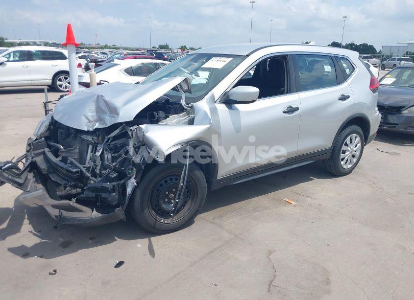 Photo 2 of 2017 Nissan Rogue S (VIN KNMAT2MV2HP538019)