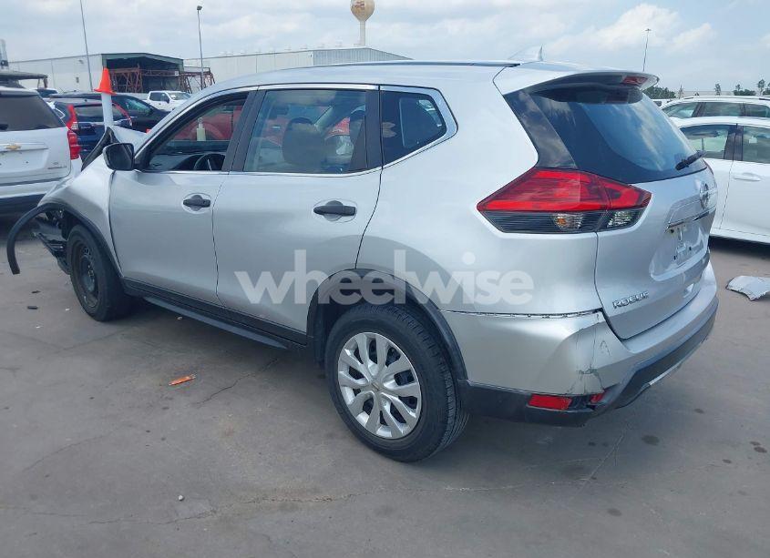 Photo 3 of 2017 Nissan Rogue S (VIN KNMAT2MV2HP538019)