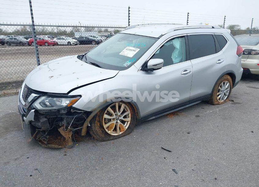 Photo 6 of 2019 Nissan Rogue SV (VIN KNMAT2MV2KP502905)