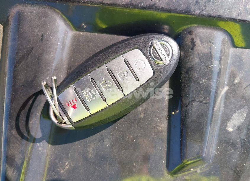 Photo 11 of 2019 Nissan Rogue SV (VIN KNMAT2MV2KP526184)