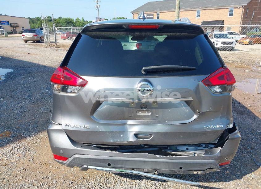 Photo 16 of 2019 Nissan Rogue SV (VIN KNMAT2MV2KP526184)