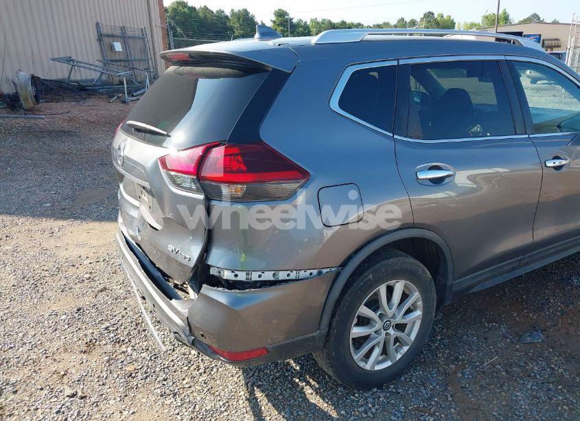 Photo 6 of 2019 Nissan Rogue SV (VIN KNMAT2MV2KP526184)
