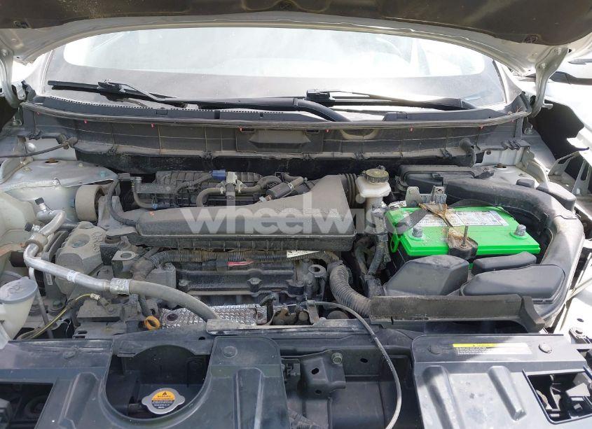 Photo 10 of 2020 Nissan Rogue SV INTELLIGENT AWD (VIN KNMAT2MV2LP523996)