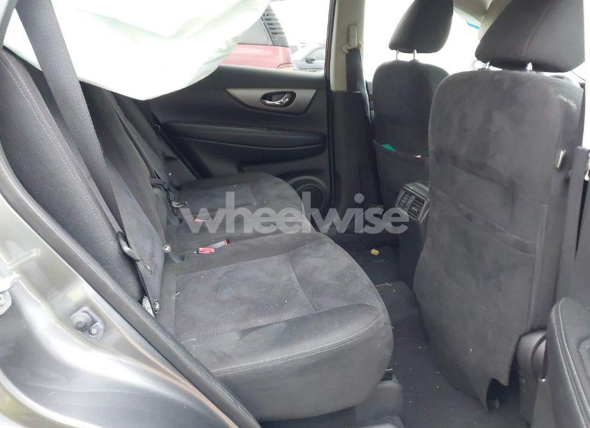 Photo 8 of 2015 Nissan Rogue SV (VIN KNMAT2MV3FP526183)