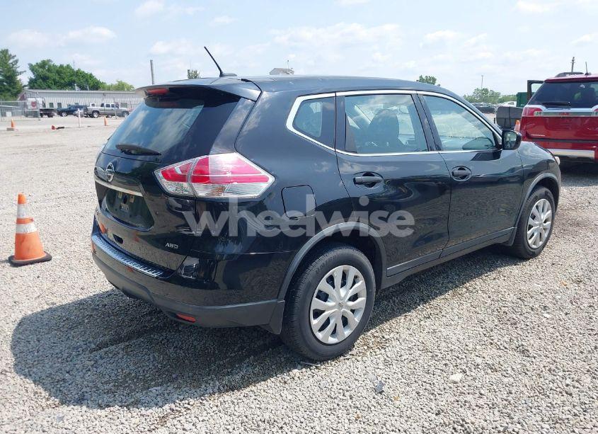 Photo 4 of 2016 Nissan Rogue S (VIN KNMAT2MV3GP631761)