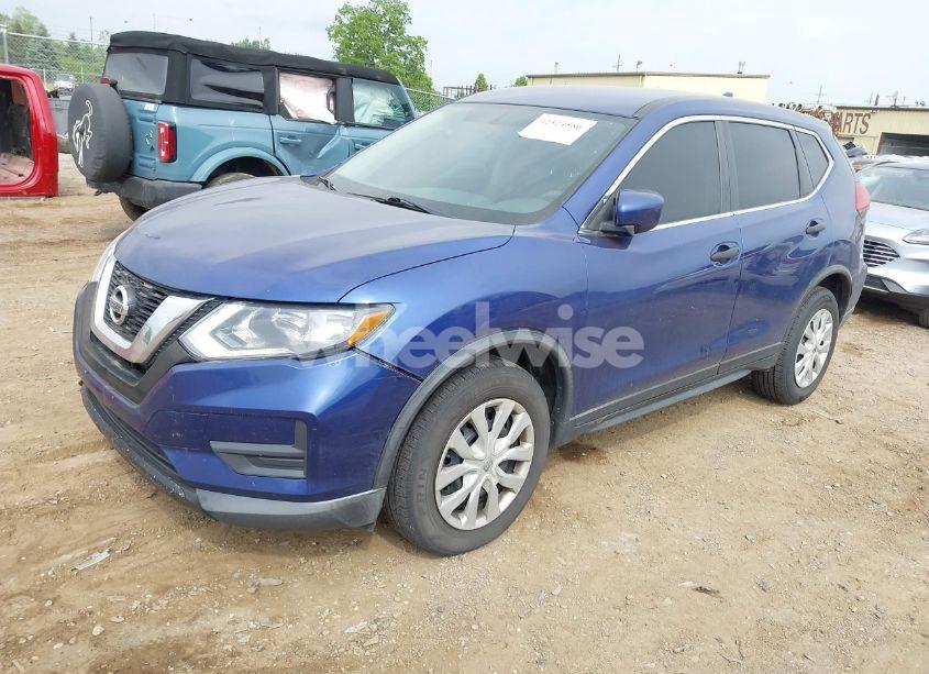 Photo 2 of 2017 Nissan Rogue S (VIN KNMAT2MV3HP560207)