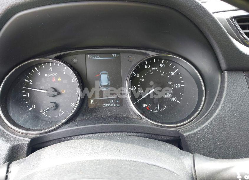 Photo 7 of 2017 Nissan Rogue S (VIN KNMAT2MV3HP560207)