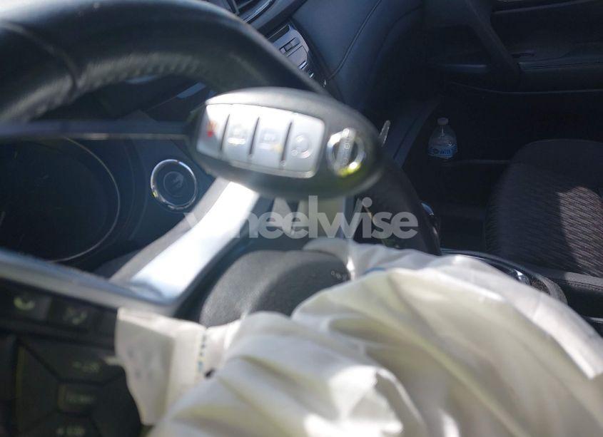 Photo 11 of 2017 Nissan Rogue SV (VIN KNMAT2MV3HP572874)