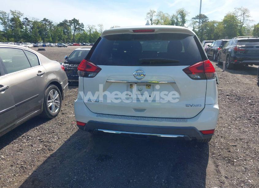 Photo 16 of 2017 Nissan Rogue SV (VIN KNMAT2MV3HP572874)