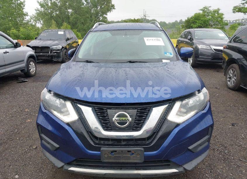 Photo 12 of 2017 Nissan Rogue SV (VIN KNMAT2MV3HP612225)