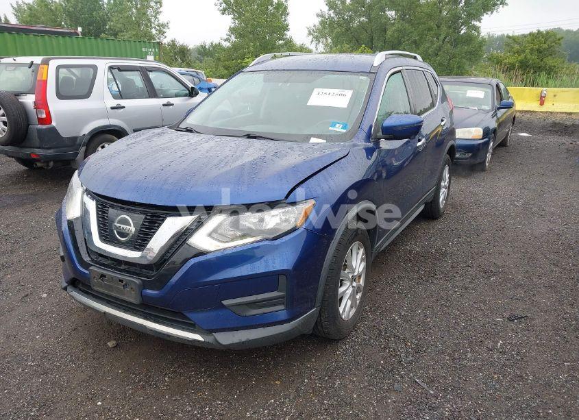 Photo 2 of 2017 Nissan Rogue SV (VIN KNMAT2MV3HP612225)