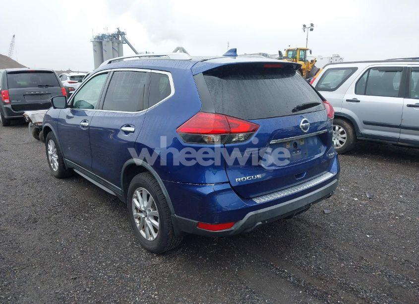 Photo 3 of 2017 Nissan Rogue SV (VIN KNMAT2MV3HP612225)