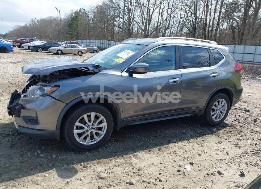 Photo 14 of 2018 Nissan Rogue SV (VIN KNMAT2MV3JP557183)
