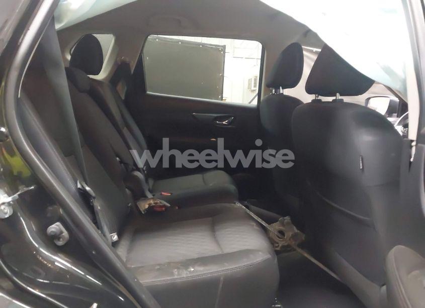 Photo 8 of 2018 Nissan Rogue SV (VIN KNMAT2MV3JP576400)