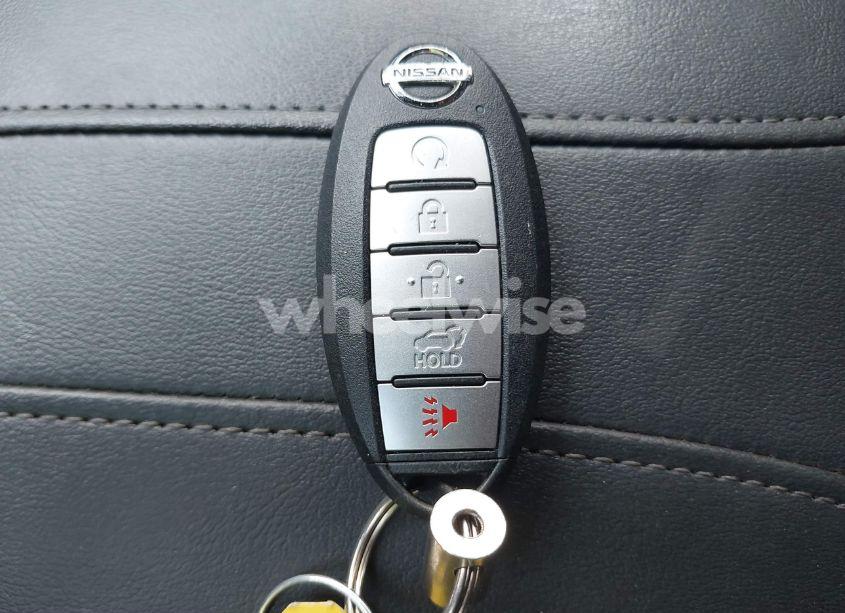 Photo 11 of 2019 Nissan Rogue SV (VIN KNMAT2MV3KP554737)