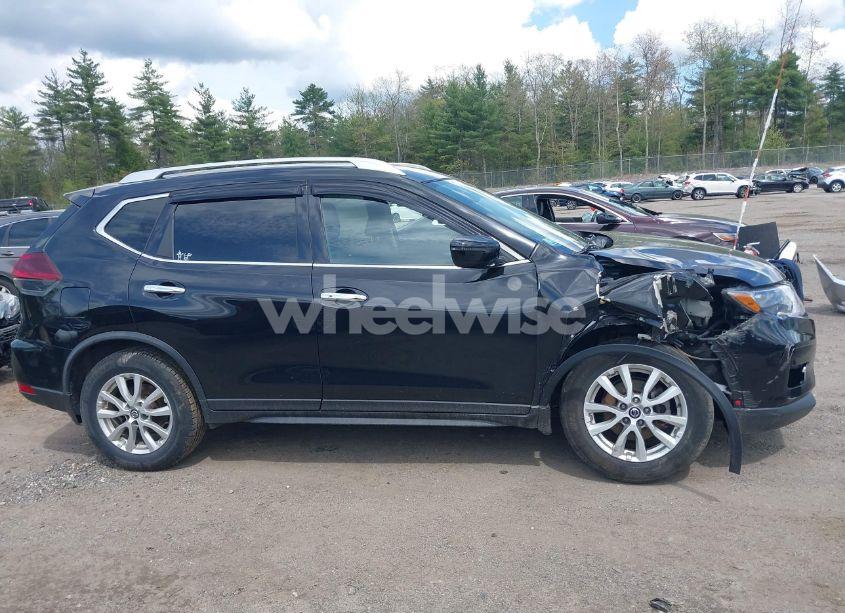 Photo 13 of 2019 Nissan Rogue SV (VIN KNMAT2MV3KP554737)
