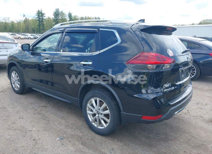 Photo 3 of 2019 Nissan Rogue SV (VIN KNMAT2MV3KP554737)