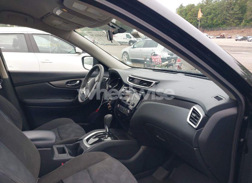 Photo 5 of 2015 Nissan Rogue S (VIN KNMAT2MV4FP589096)