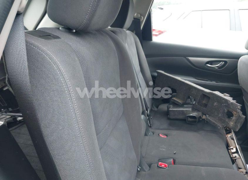 Photo 8 of 2015 Nissan Rogue S (VIN KNMAT2MV4FP589096)