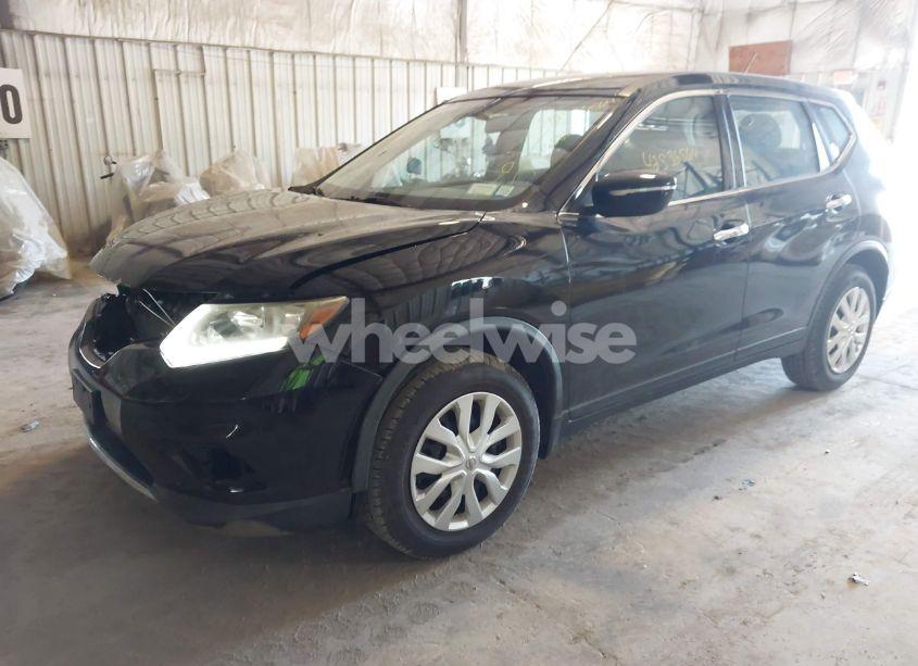 Photo 2 of 2015 Nissan Rogue S (VIN KNMAT2MV4FP591124)