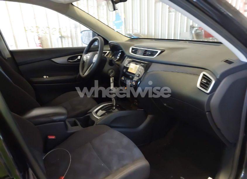 Photo 5 of 2015 Nissan Rogue S (VIN KNMAT2MV4FP591124)