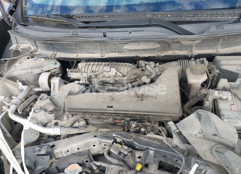 Photo 10 of 2017 Nissan Rogue S (VIN KNMAT2MV4HP565822)