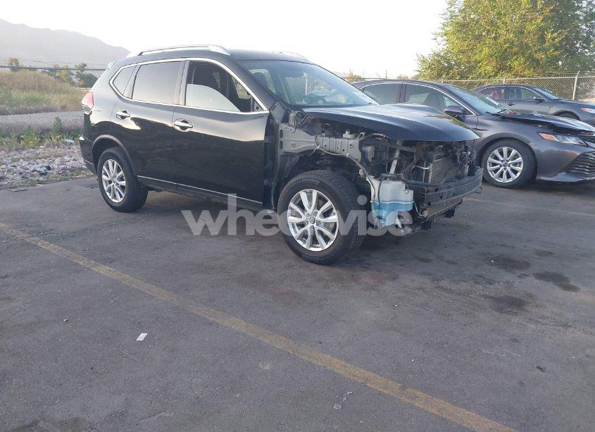 2017 Nissan Rogue SV (VIN KNMAT2MV4HP583222) main photo