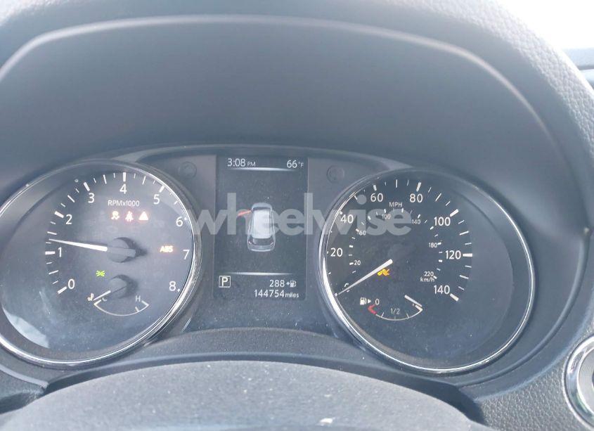 Photo 7 of 2017 Nissan Rogue SV (VIN KNMAT2MV4HP583222)