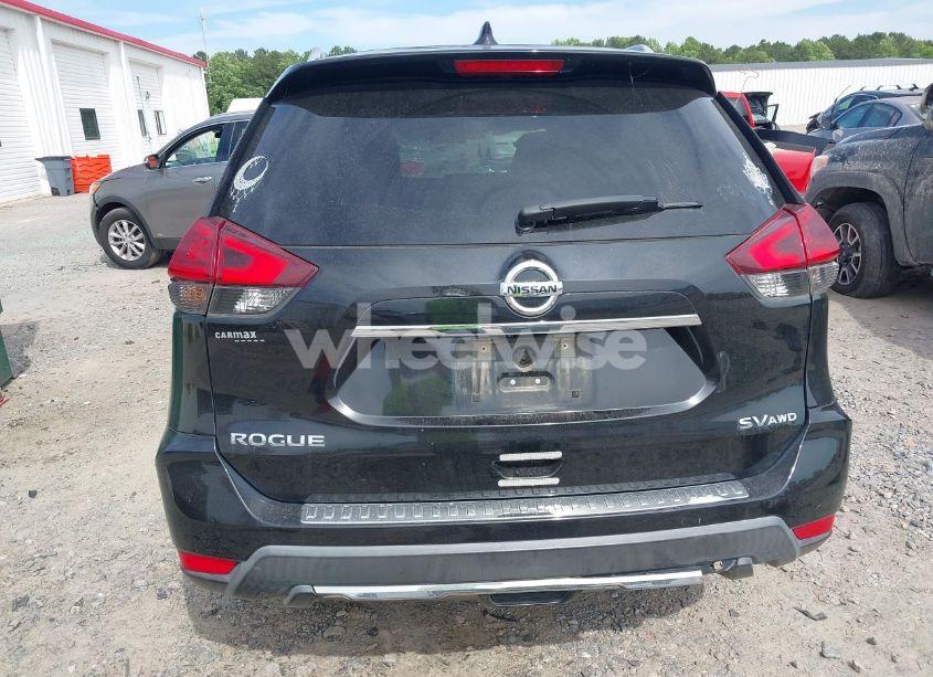 Photo 16 of 2018 Nissan Rogue SV (VIN KNMAT2MV4JP505254)
