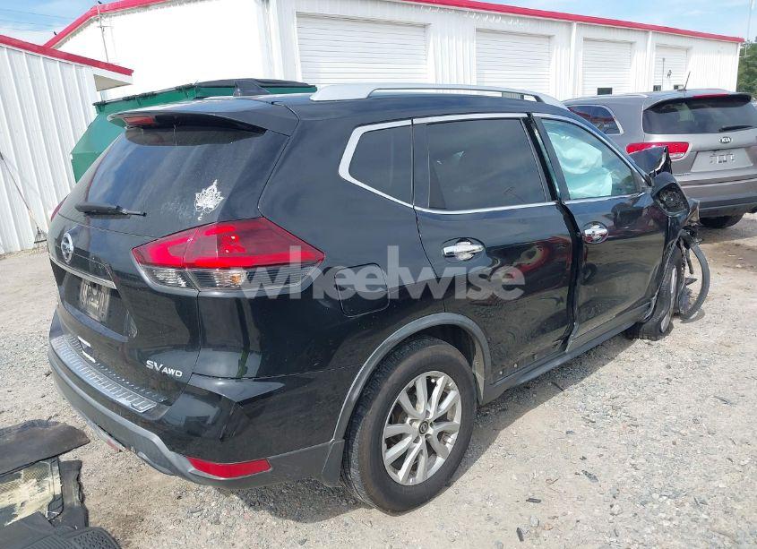 Photo 4 of 2018 Nissan Rogue SV (VIN KNMAT2MV4JP505254)