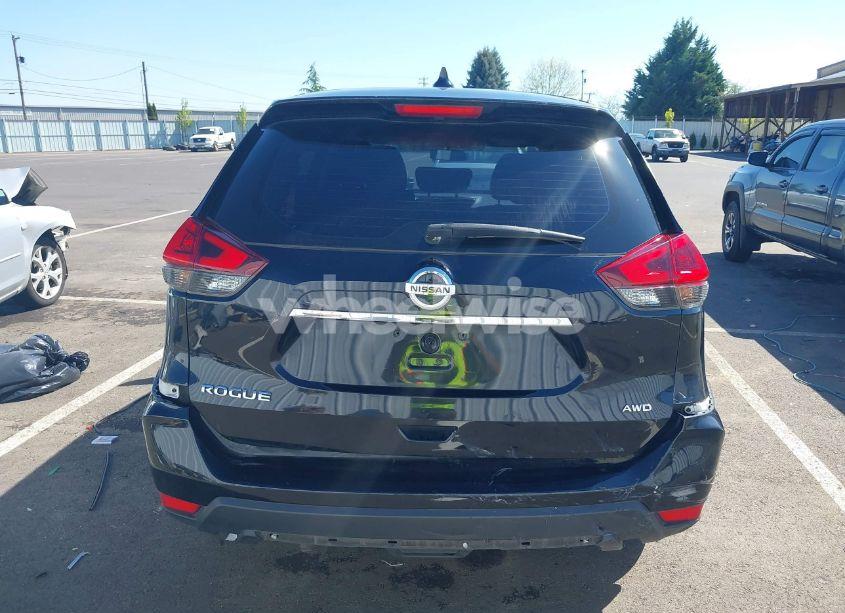 Photo 16 of 2018 Nissan Rogue S (VIN KNMAT2MV4JP552266)