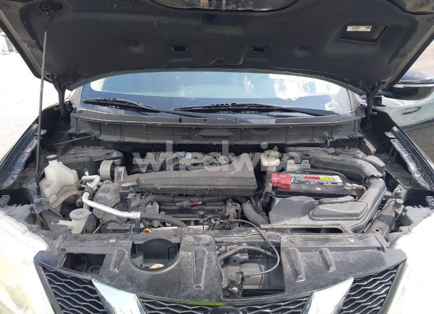 Photo 10 of 2015 Nissan Rogue S (VIN KNMAT2MV5FP577572)