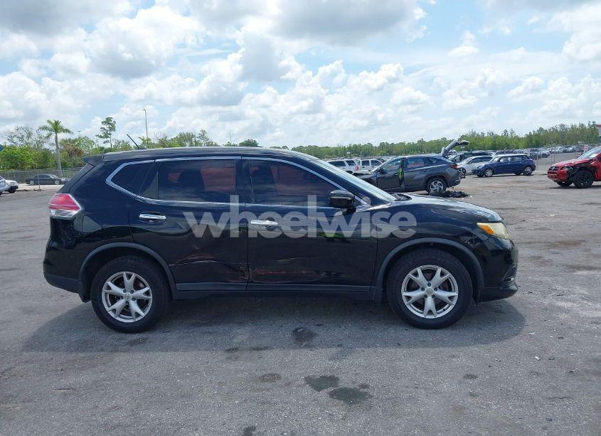 Photo 13 of 2015 Nissan Rogue S (VIN KNMAT2MV5FP577572)