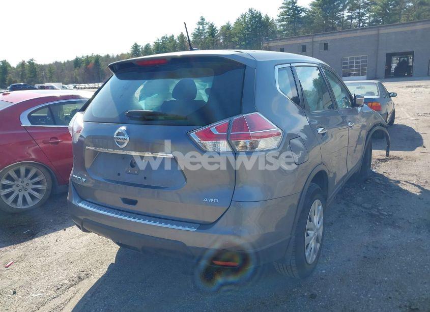 Photo 4 of 2015 Nissan Rogue S (VIN KNMAT2MV5FP583632)