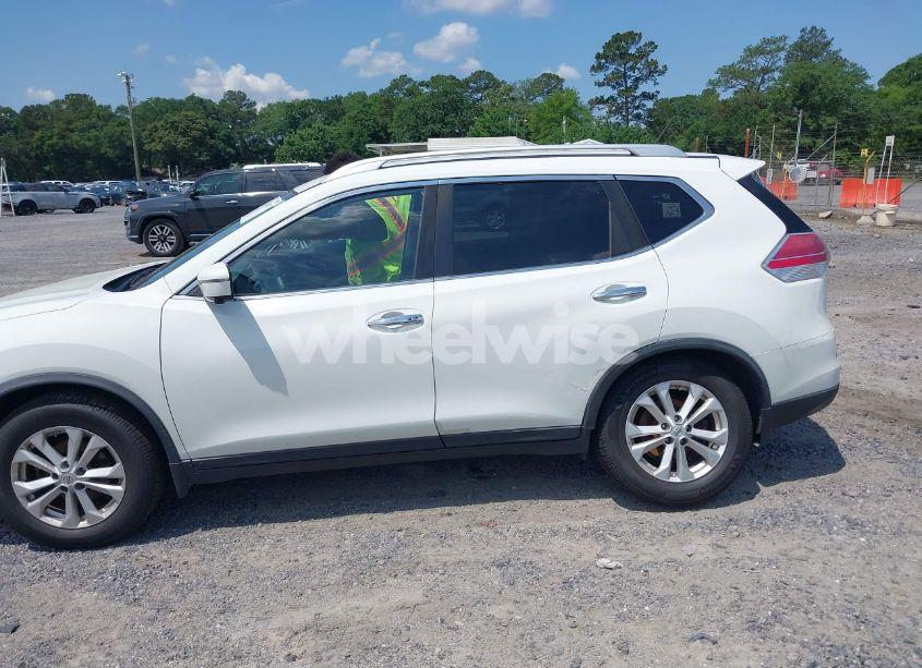 Photo 14 of 2016 Nissan Rogue SV (VIN KNMAT2MV5GP627100)