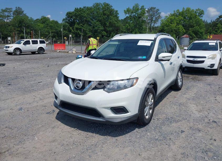Photo 2 of 2016 Nissan Rogue SV (VIN KNMAT2MV5GP627100)