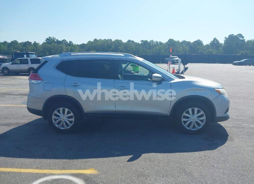 Photo 13 of 2016 Nissan Rogue S (VIN KNMAT2MV5GP648240)